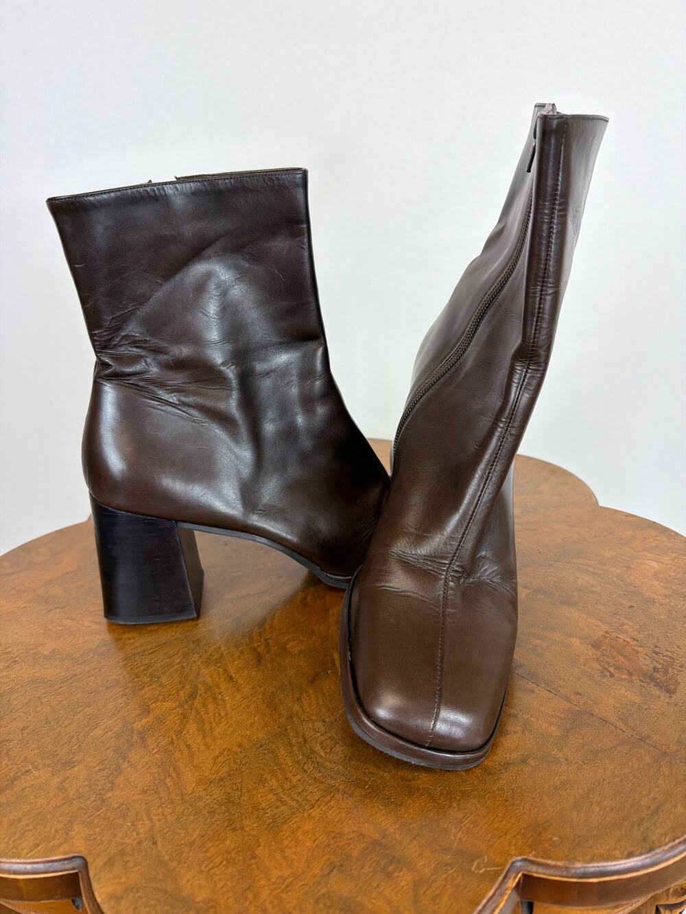 Nine West Brown Leather Ankle Boots Center Seam 3.5" Stacked Heel Size 10 Brazil